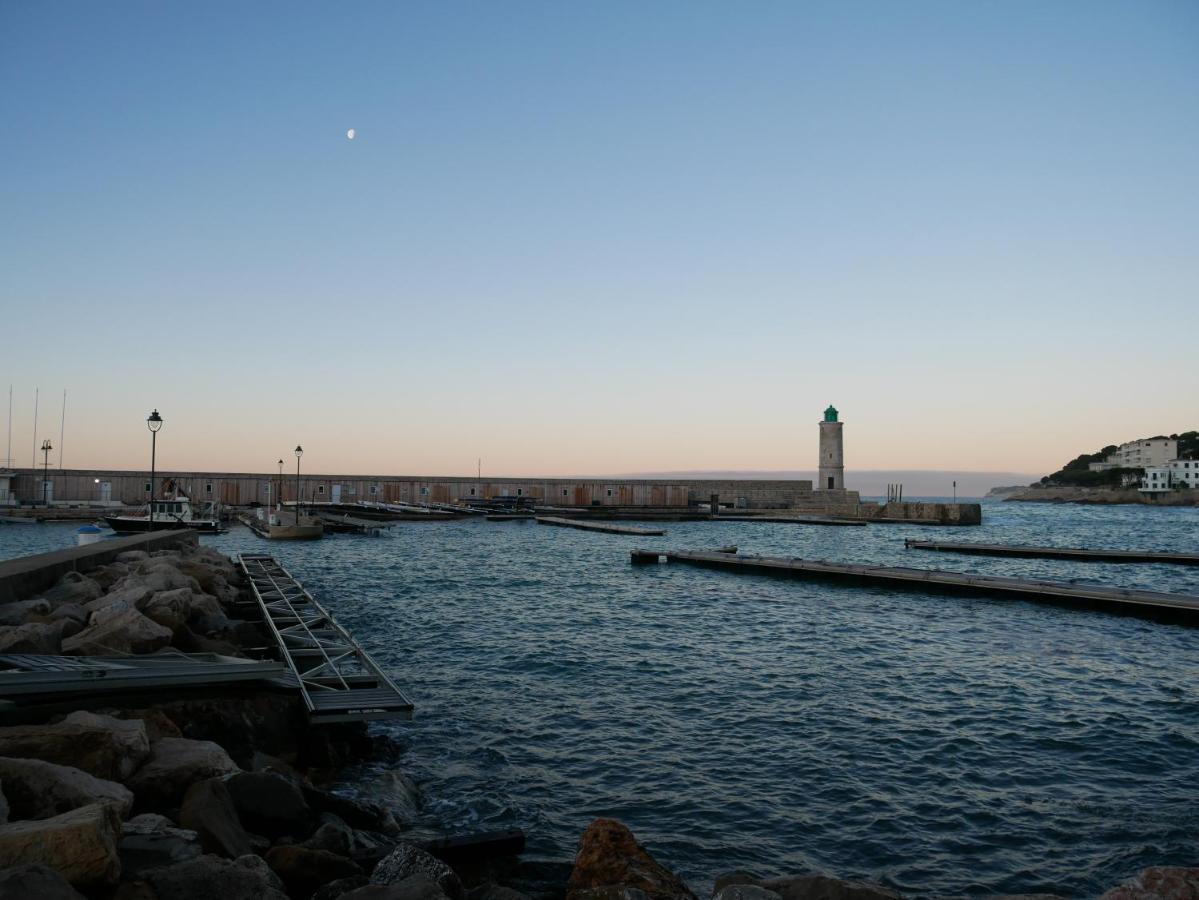 Appartamento Le Biou Cassis Esterno foto
